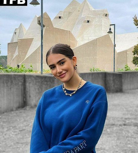 lisa straube star naked image