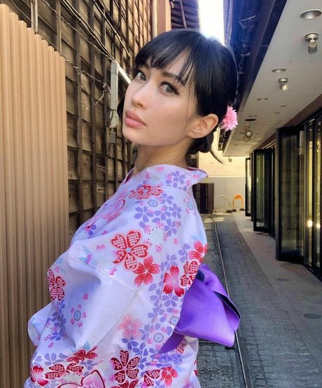 DJ HEAVYGRINDER art pornstar gallery