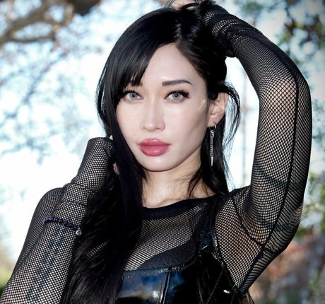 DJ HEAVYGRINDER model exclusive img