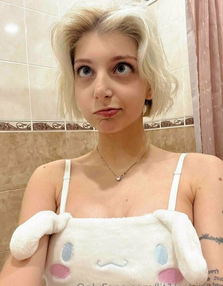 lit1le kitty1 star hot img