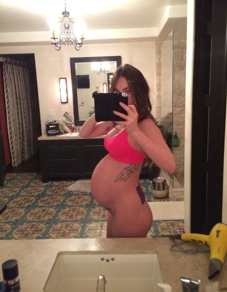 skinny blonde milf onlyfans free naked photo