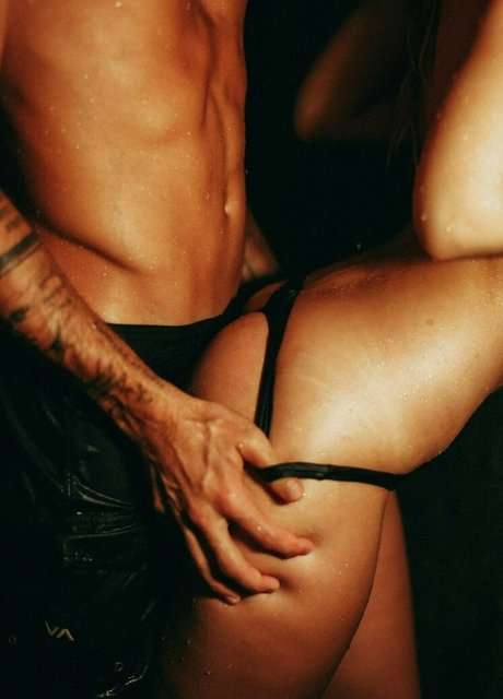 Polina Malinovskaya model free img