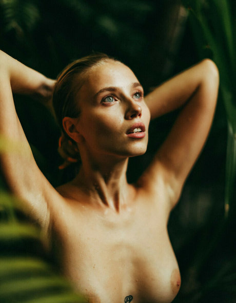 Polina Malinovskaya star pornographic photo