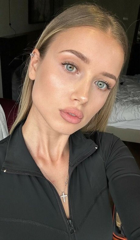 pointy tits onlyfans beautiful nude photos