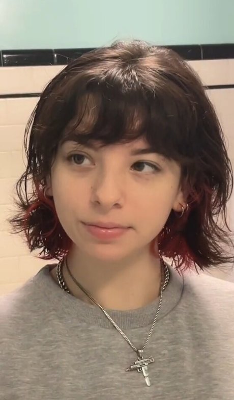 Cultarr model hd pictures