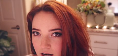 Goodnight Moon star sex img