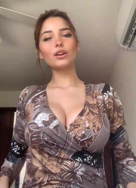 Aviya Danino high quality actress image