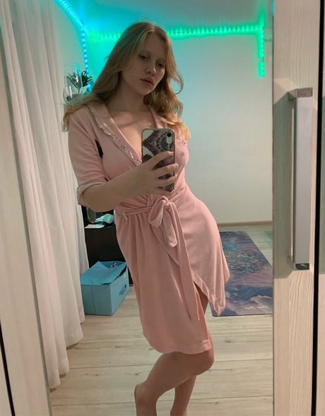 YuStef pornstar erotic pics