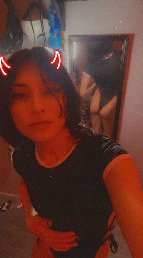 Whisperfem model erotic pics