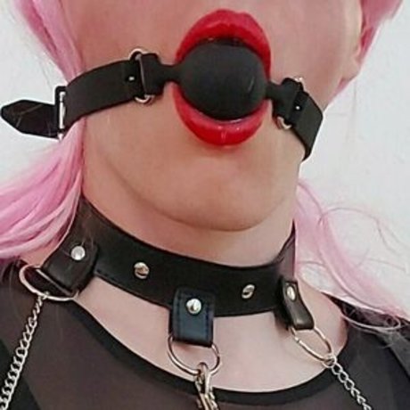 sissysophiacd xxx model picture