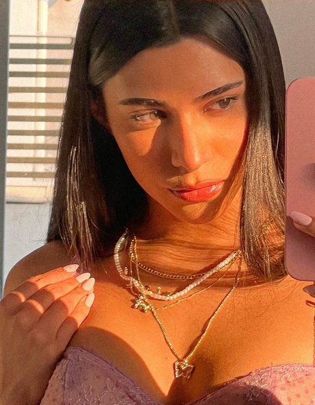 shemale cum in mouth onlyfans sexy naked image