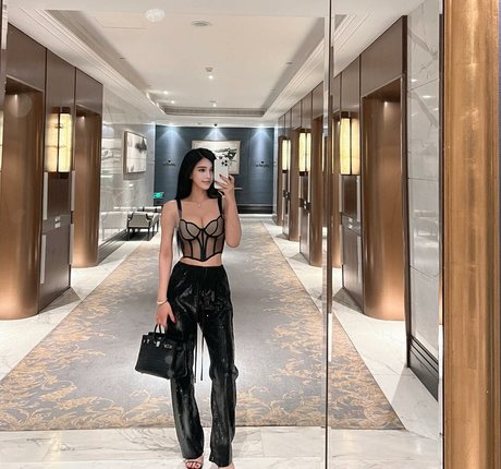 June Gong pornstar xxx images