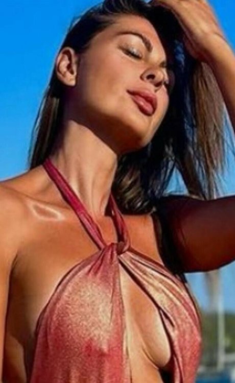 Jolanda De Rienzo nice model images