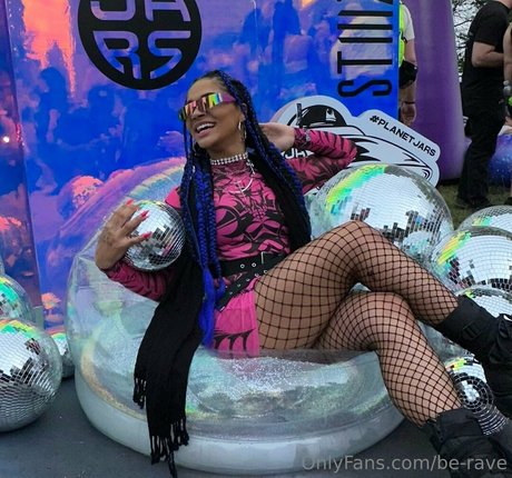 curvy nude onlyfans free xxx pictures