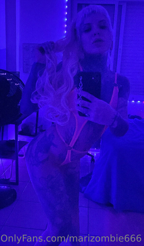 marizombie666 pornstar top img