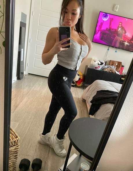 DeliciousDani nice actress pictures