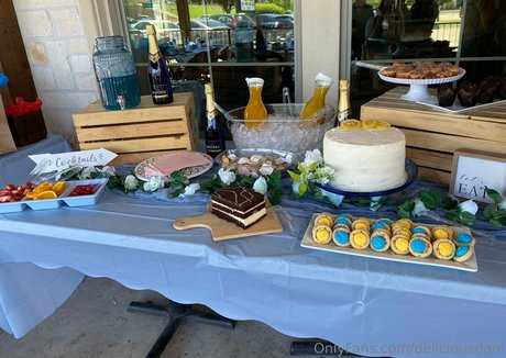 DeliciousDani pornographic actress images