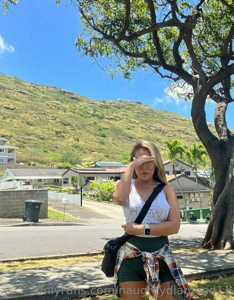 naughtydiamond11 model sex img