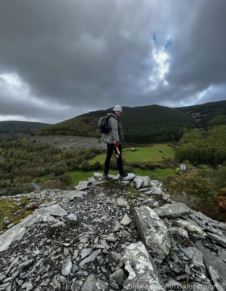 fxxkingexplorers art model pic