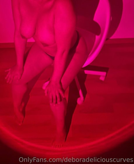 infernadeliciouscurves sexy actress picture