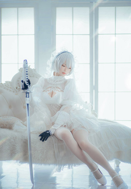 eeelyeee sexy pornstar pics