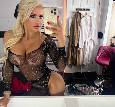 Sienna Day pornstar hd archive