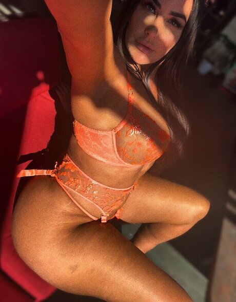 Bondiedoll xxx model picture