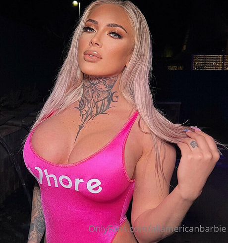 Christina Savoyy star nice picture