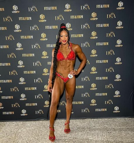 arab thick onlyfans naked galleries