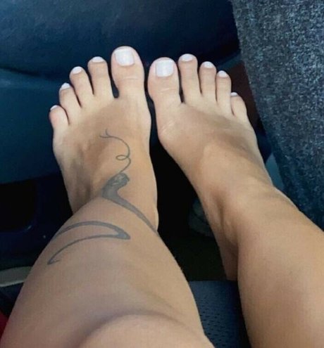 Leticia Castro star sexy images