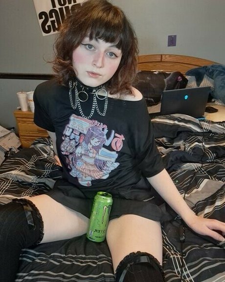 whore wife onlyfans pornographic photos