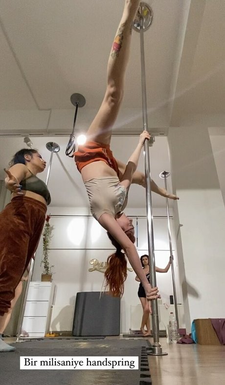 Dixowho hot model galleries