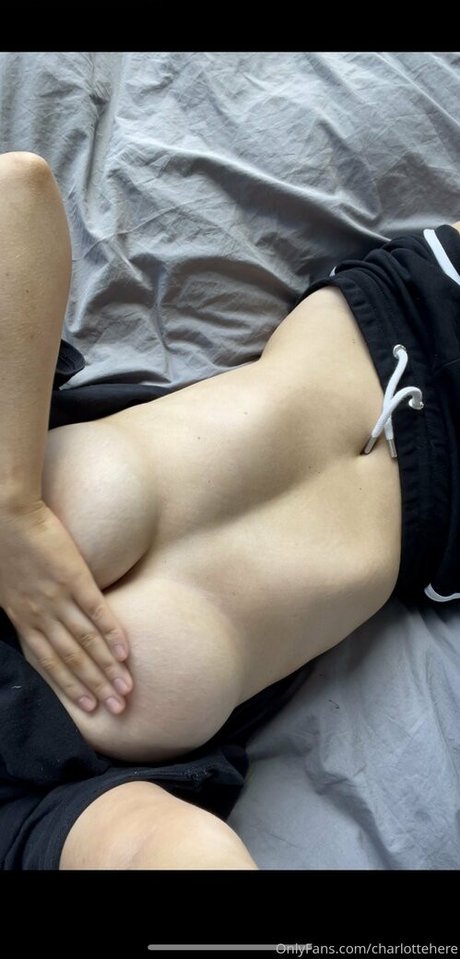 Charlotte Hanna pornstar art gallery