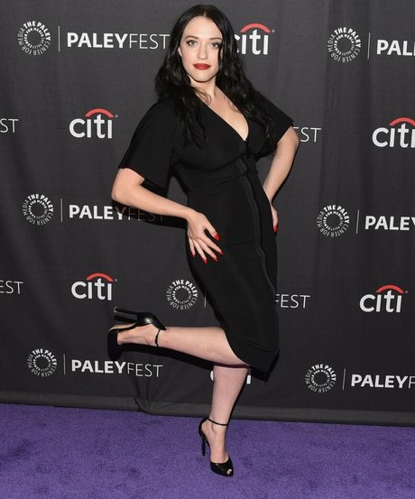 Kat Dennings beautiful actress picture