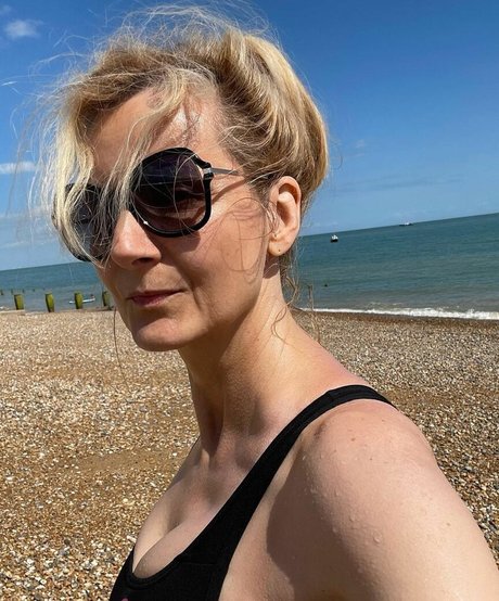 Corrinne Wicks pornstar xxx img