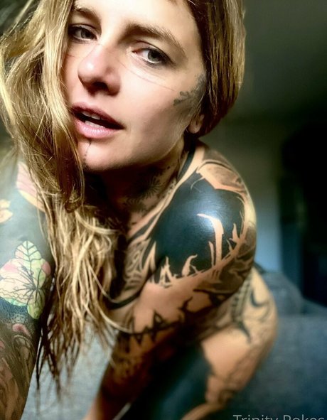 Trinity Eclectic xxx model picture