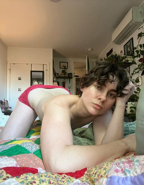 nude strip onlyfans erotic photos