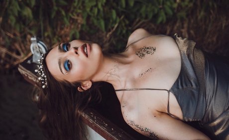 wide onlyfans art naked picture