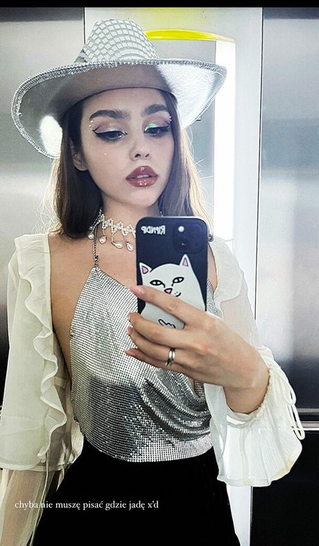 Kamochi ASMR adult star img