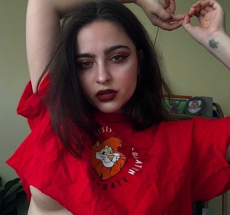 babe brunette onlyfans free xxx photo