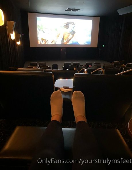 yourstrulymsfeet high quality pornstar archive