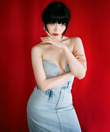 lesbian fingering onlyfans free xxx picture