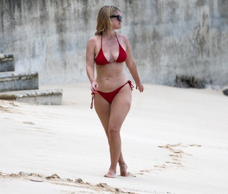 thick latina milf onlyfans nude gallery