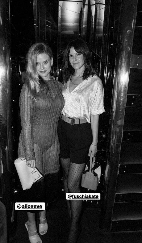 Alice Eve beautiful actress pictures