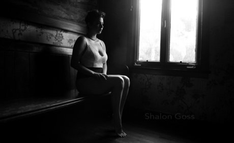 Alanna Masterson pornstar sexy photo