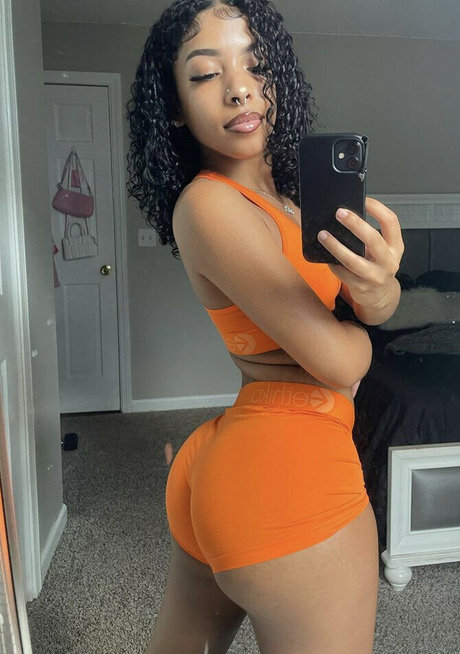 _daisy andrews_ art star img