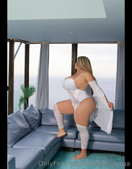 manatsunaga exclusive pornstar pic