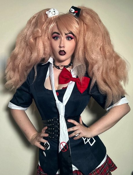 sammidodgermines hot model picture