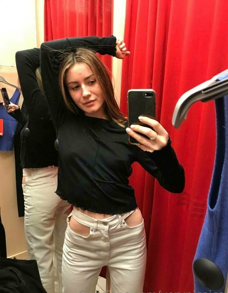 stepsister onlyfans free naked picture