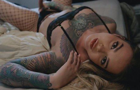 Burnnie erotic star img